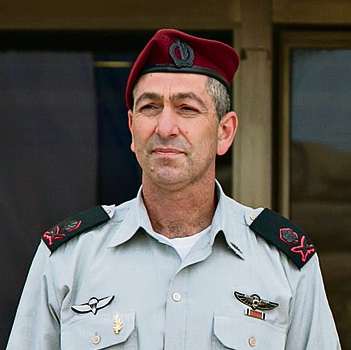 אלוף רוני נומה